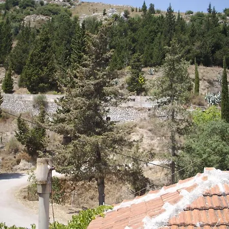 Kokoni @ Kefalonia בית נופש ליקסורי